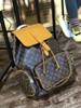 BALO LV NAM CHRISTOPHER DA THẬT