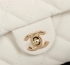 Chanel Hạt Cườm