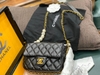 Chanel Hạt Cườm