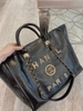 TÚI TOTE CHANEL GIFT DA BÓNG