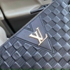 CLUTCH CẦM TAY LV CARO IN NỔI