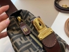 TÚI HOBO CẦM TAY FENDI