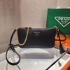 TÚI KẸP NÁCH PRADA SAFFIANO DA