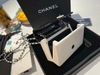 CHANEL NHỰA ACRYLIC BÓNG