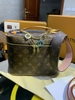 LV CỐP NICE SIZE LỚN