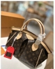 LV XÁCH BẢN SUPER
