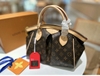 LV XÁCH BẢN SUPER