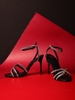 EVA sandal viền đá đen