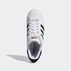 2 Giày Adidas Superstar trắng GX3775