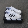 3 Giày adidas Barreda JI2306 trắng