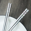Set 2 đôi đũa inox kèm kê đũa hình hoa phong cách Nhật