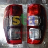 ĐÈN LÁI SAU FORD RANGER 2012 - 2021, CHÓA MÀU GHI (HAY GỌI LÀ CHÓA ĐEN). CÓ HÀNG CHÍNH HÃNG