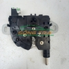 Khóa ngậm nắp capo Ford Focus 2007. ht cơ