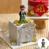 Tượng nhựa -sếp (boss) đeo kính chữ S (dáng đứng).