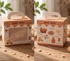 Set 50 hộp giấy cửa sổ- BAKE SHOP hình bánh kem, bánh mỳ 16x16x15cm (KÈM ĐẾ).