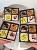 Set 10 hộp 4 ngăn có khay nhựa (vỏ màu vân gỗ) size 18cm x 18cm x 6cm.