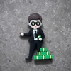 Tượng NHỰA DẺO -sếp (boss) đeo kính chữ S (dáng đứng).