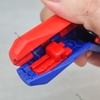 Dụng Cụ Tuốt Dây Năng Lượng Mặt Trời Solar KNIPEX ErgoStrip® PV 16 95 03 SB