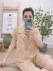 Lửng cổ vuông phối ren vàng hoa