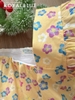 Đùi bèo tầng cotton, vàng hoa