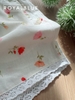 Đùi cổ ren nút gỗ chất linen xinh yêu, trắng hoa
