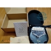 dan-kalimba-17-phim-chinh-hang-kimi-trong-suot-tang-day-du-phu-kien