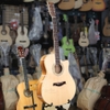 dan-guitar-acoustic-go-diep-vg-d4-tang-kem-day-du-phu-kien-bao-da