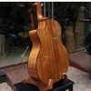 dan-guitar-acoustic-thuan-at02-am-thanh-hay-do-ben-cao