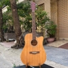 dan-guitar-acoustic-trung-quoc-thanh-ly-ky-gui-dan-cu-choi-tam-da-gia-co-ngua-da
