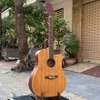 dan-guitar-acoustic-trung-quoc-thanh-ly-ky-gui-dan-cu-choi-tam-da-gia-co-ngua-da