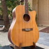 dan-guitar-acoustic-trung-quoc-thanh-ly-ky-gui-dan-cu-choi-tam-da-gia-co-ngua-da
