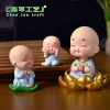 CT2496_Chú tiểu áo xanh