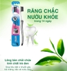 ban-chai-rang-oral-b-tinh-chat-tra-xanh-vi-2-1-cai