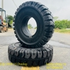 lốp đặc xe nâng 28x9-15 dunlop thái lan