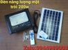 den-nang-luong-mat-troi-solar-light-ip67-200w-tam-pin-23-5-x-35cm