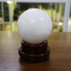 Quả cầu thạch anh trắng đục ĐK 11.6cm - 2.15kg-MTB464