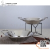 Chảo inox sâu lòng bày đồ ăn, sườn cay món Thái có hai quai cầm