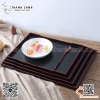Khay bê đồ có rãnh chống trơn màu đỏ đen mang đậm phong cách Nhật Bản thành cao cách điệu
