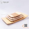 Khay gỗ vành cong cách điệu bày sushi sashimi
