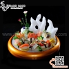 Khay bày gỏi cá hồi, đồ sống sashimi, sushi màu vàng dáng khum đặc trưng phong cách Nhật