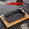 Đĩa nướng gang hình chữ nhật sâu lòng có hai tay cầm đi kèm đế gỗ cách nhiệt