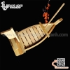Thuyền gỗ bày gỏi cá