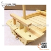 Thuyền gỗ bày gỏi cá