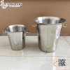 Xô ngâm rượu vang inox miệng loe, thân trơn, có hai núm cầm hai bên với hai màu sắc khác nhau