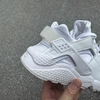 da-qua-su-dung-giay-nike-chinh-hang-nike-air-huarache-japansport-dh4439-102
