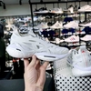 da-qua-su-dung-giay-adidas-chinh-hang-ultraboost-stella-mccartney-solarglide-tra