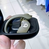 da-qua-su-dung-tai-nghe-beats-chinh-hang-powerbeats-pro-xanh-luc-japansport