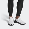 giay-chay-adidas-chinh-hang-ultraboost-white-black-japansport-db3197
