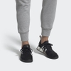giay-adidas-chinh-hang-nmd-r1-nam-den-japansport-fv3649