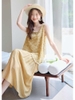 Mã M202: Đầm nghỉ mát nhẹ nhàng và thanh lịch